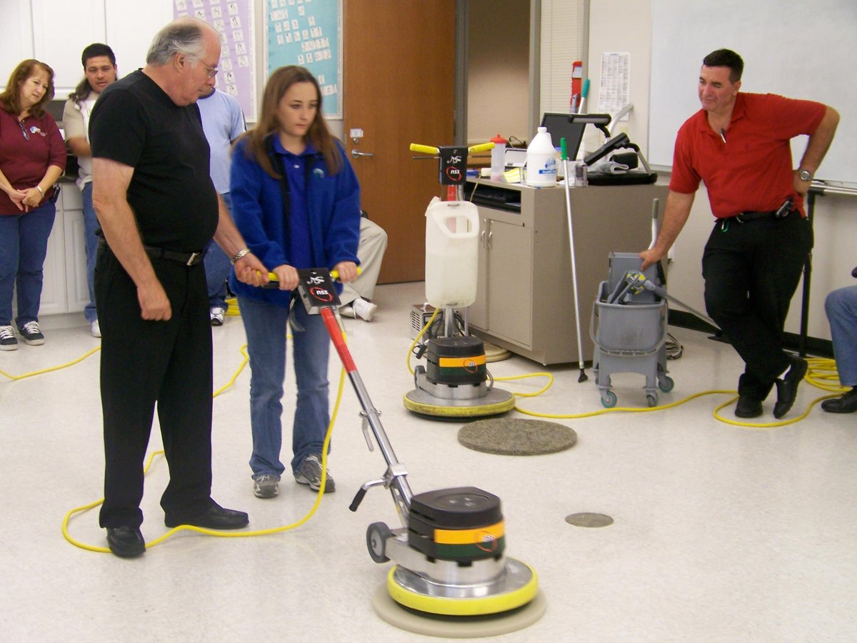 9 Quick Floor Cleaning Tips For the Serious Cleaning Professional