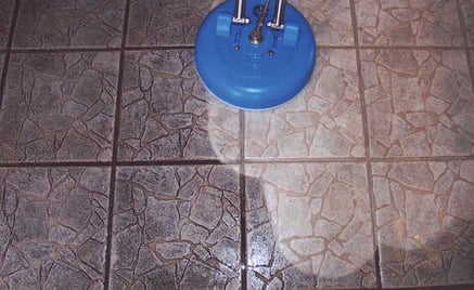 https://www.actioncleanup.com/hs-fs/hubfs/dirty%20to%20clean%20grout.jpg?width=437&name=dirty%20to%20clean%20grout.jpg